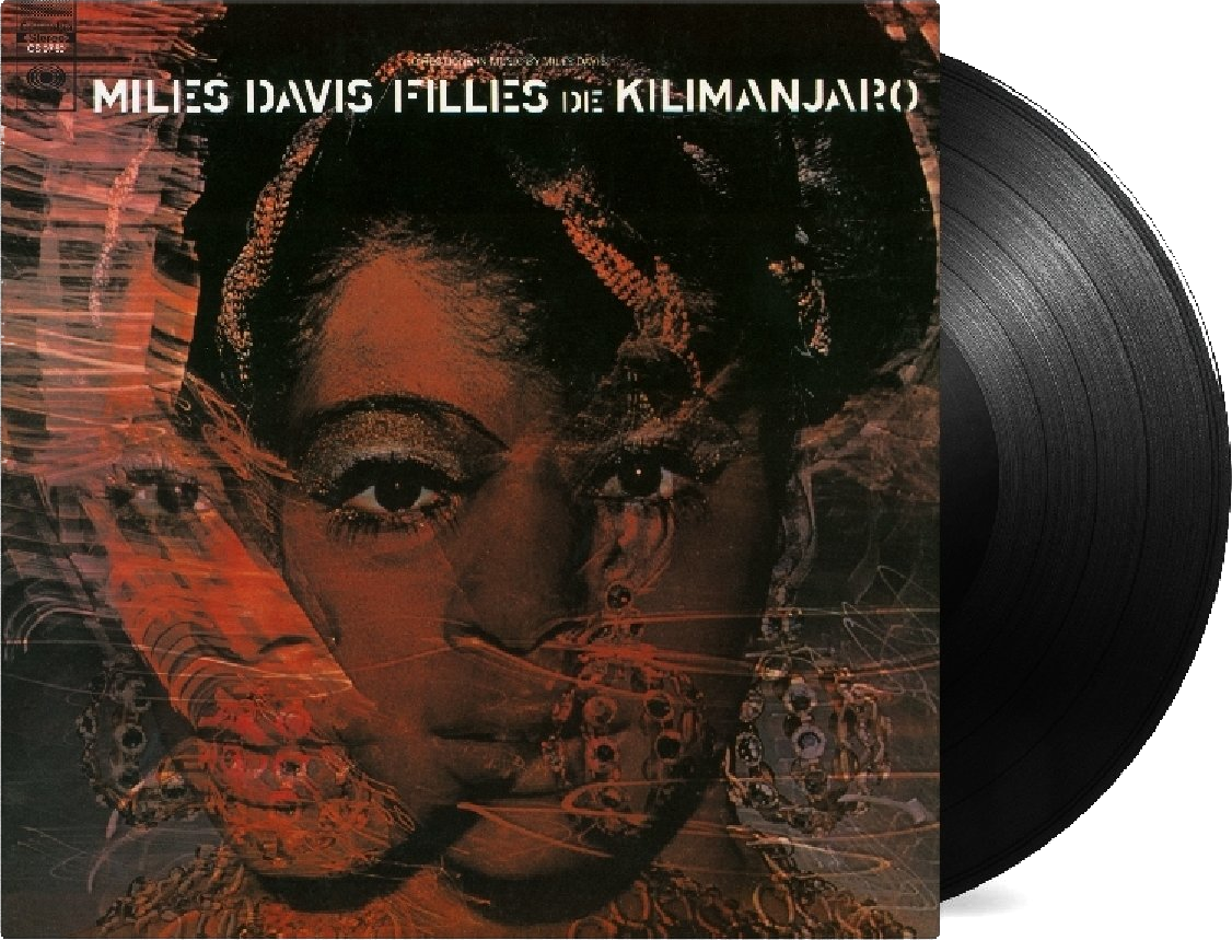 Pochette de l'album 'Filles de Kilimanjaro' de Miles Davis. Le visage d'une femme est superposé sur la pochette. Un disque vinyle est à droite.