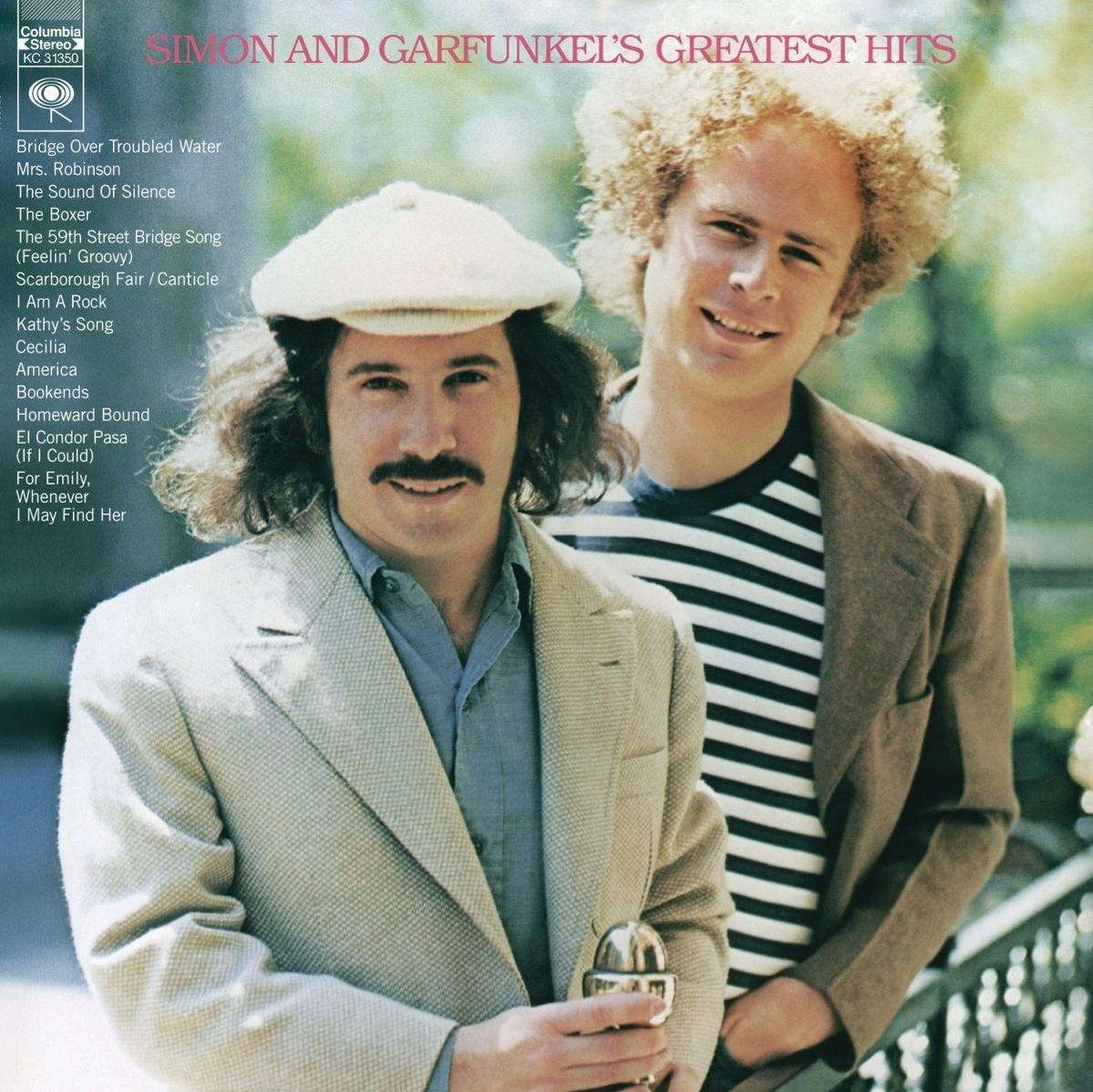 Albumhoes: Simon & Garfunkel, twee mannen die lachen. Eén met baret, de ander met krullend haar.