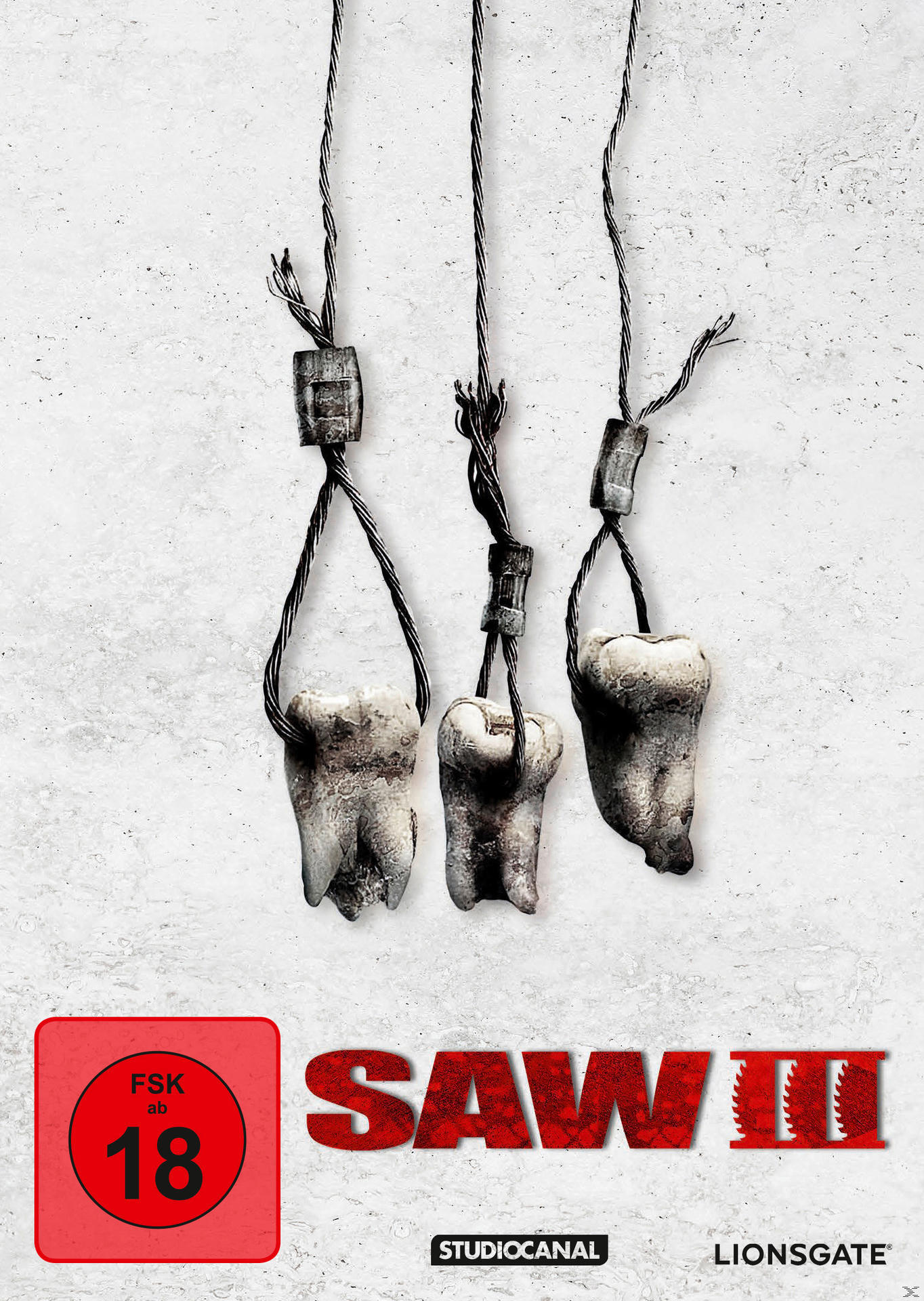 Drei Zähne hängen an Drähten vor einer strukturierten Wand. Der Filmtitel "SAW III" steht darunter.