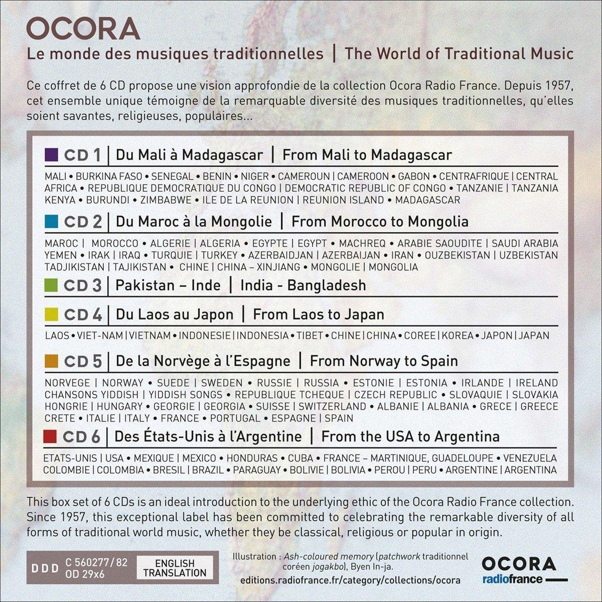 Box-Set von CDs mit Text über traditionelle Musik aus verschiedenen Regionen.