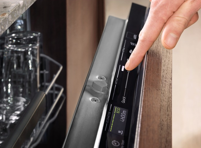 ELECTROLUX EEQ47200L Beépíthető mosogatógép, Quickselect kezelőpanel, 13 teríték, AirDry, 8 program
