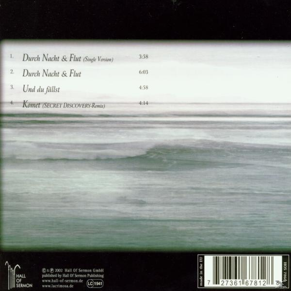 Albumcover mit Titellisten. Der Hintergrund ist ein Graustufenbild des Meeres. Der Text ist weiß.