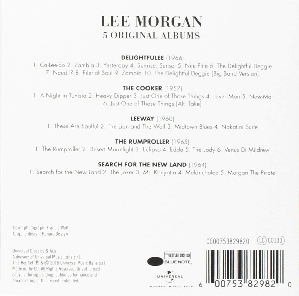 Albumcover mit Trackliste. Text zentriert. Weißer Hintergrund. Blue Note Logo unten.