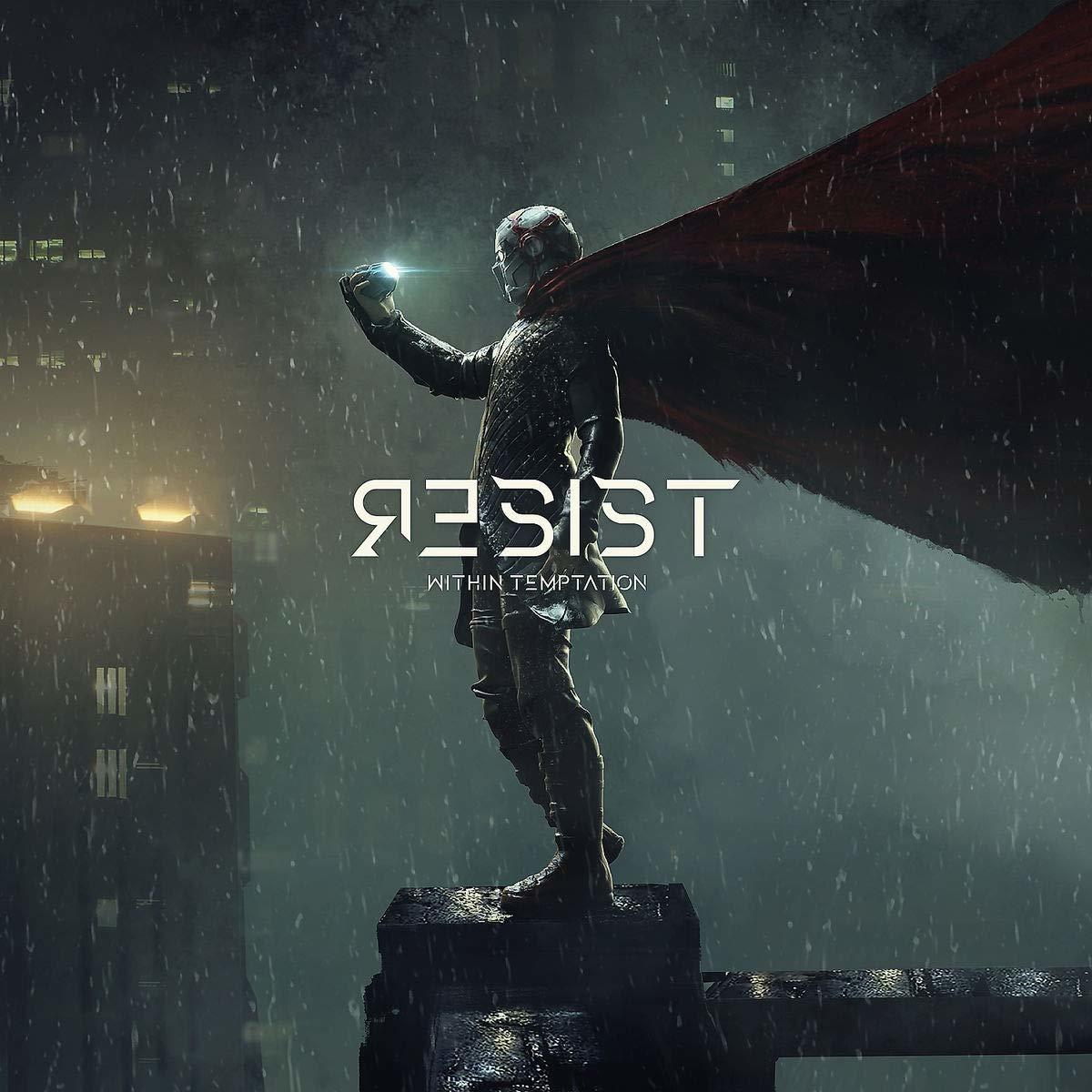 Eine gepanzerte Figur hält ein Licht, Regen fällt und das Wort 'RESIST' steht in weißer Schrift.