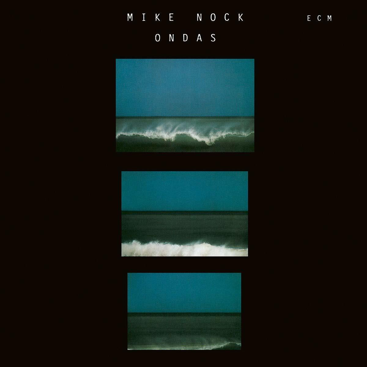 Albumcover mit drei horizontalen Bildern von Wellen und Himmel. Text Mike Nock.