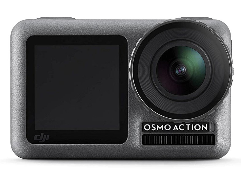 Una cámara Osmo Action gris con una pantalla y una lente. La palabra "OSMO ACTION" es visible en la parte delantera.