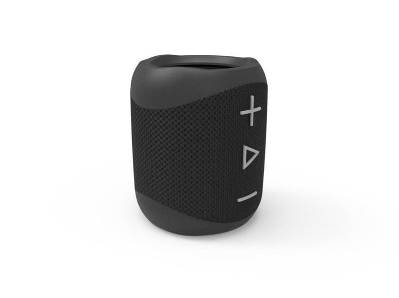 Altavoz portátil negro con botones de control. Fondo blanco. Símbolos de más, menos y reproducir/pausar.