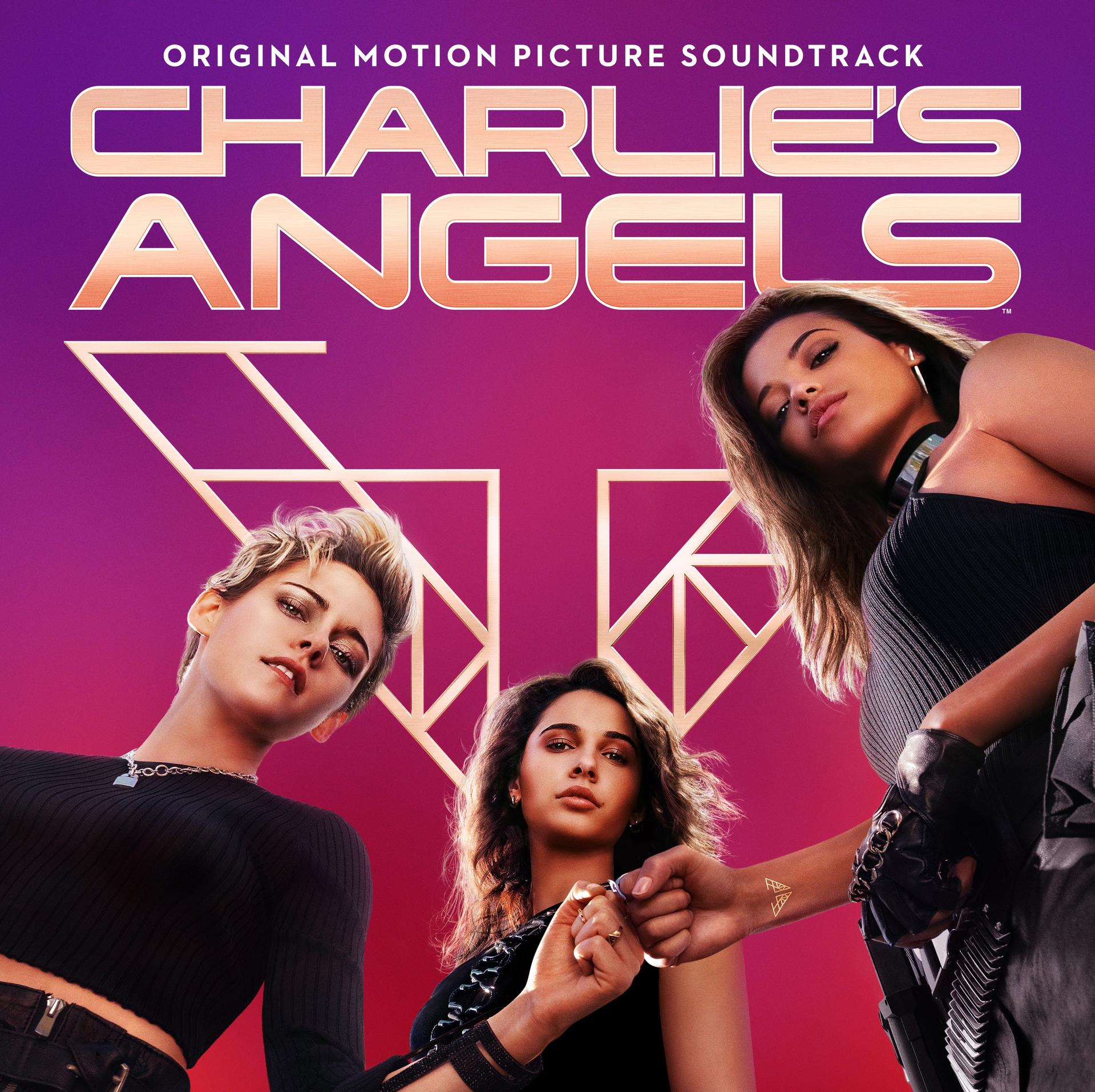 Filmplakát: Három nő fekete felsőben lila háttér előtt, "Charlie's Angels" felirattal.