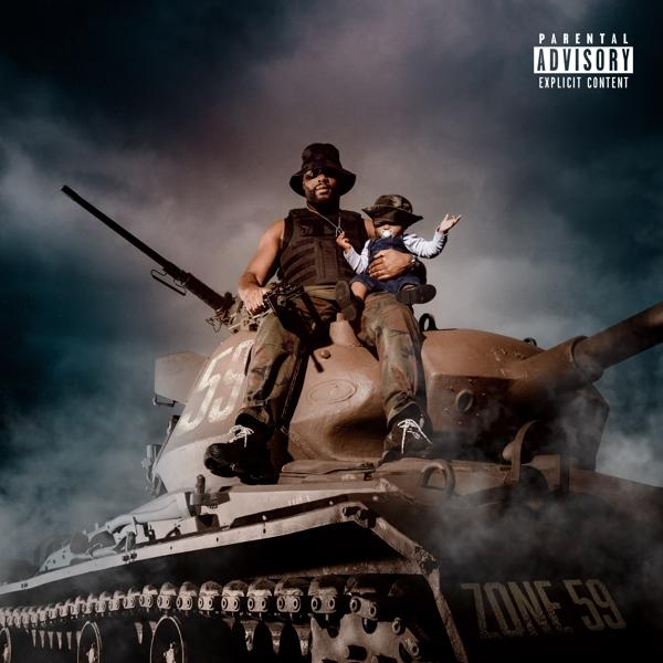 Une pochette d'album avec un homme et un enfant sur un char. Parental advisory en haut.