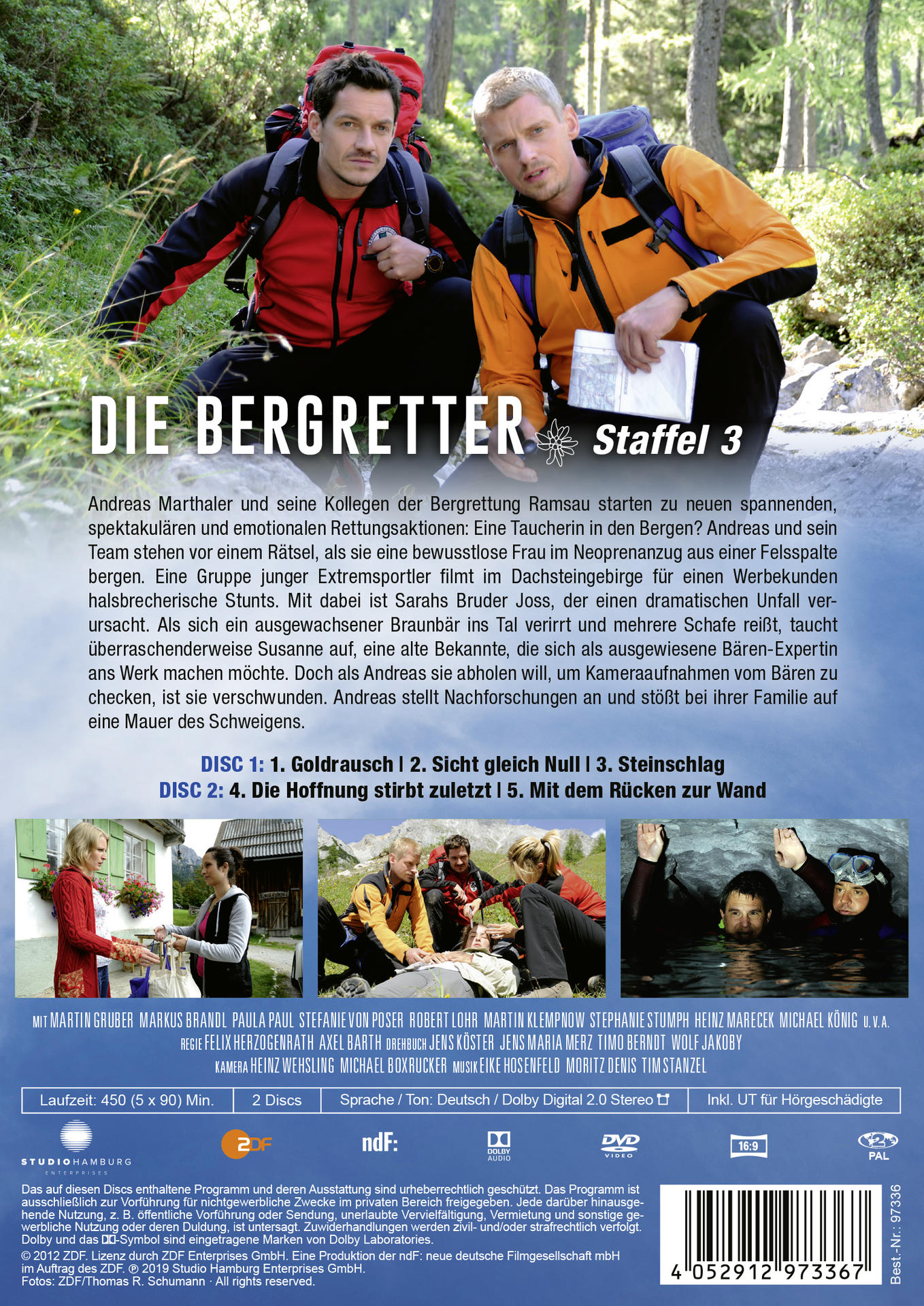 DVD-Cover von Die Bergretter, zwei Männer in Wanderkleidung, mit Wald im Hintergrund.