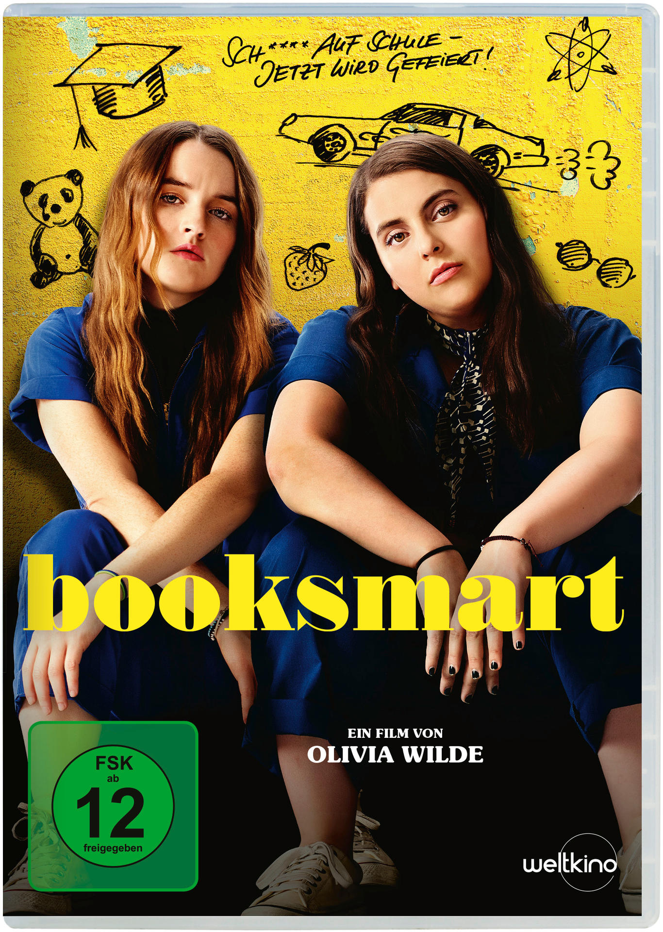Booksmart DVD-Cover. Zwei Frauen sitzen zusammen. Der Hintergrund ist gelb mit Kritzeleien.