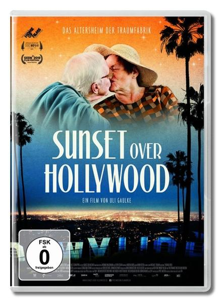 DVD-Cover mit einem älteren Paar beim Küssen, Titel: 'Sunset over Hollywood'. Palmen und Stadtlichter im Hintergrund.