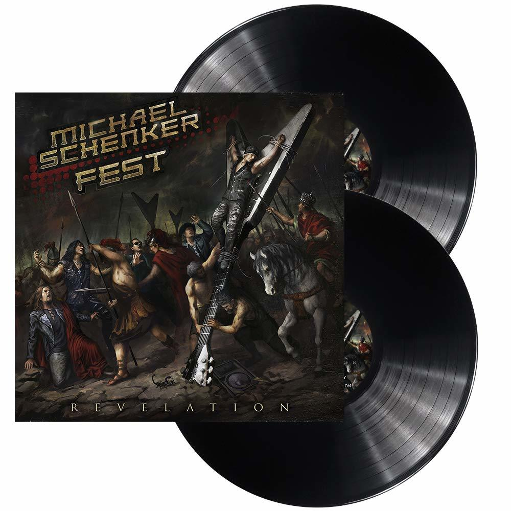 Albumcover mit einer Band, die auf einem Schlachtfeld auftritt, und zwei schwarzen Schallplatten.