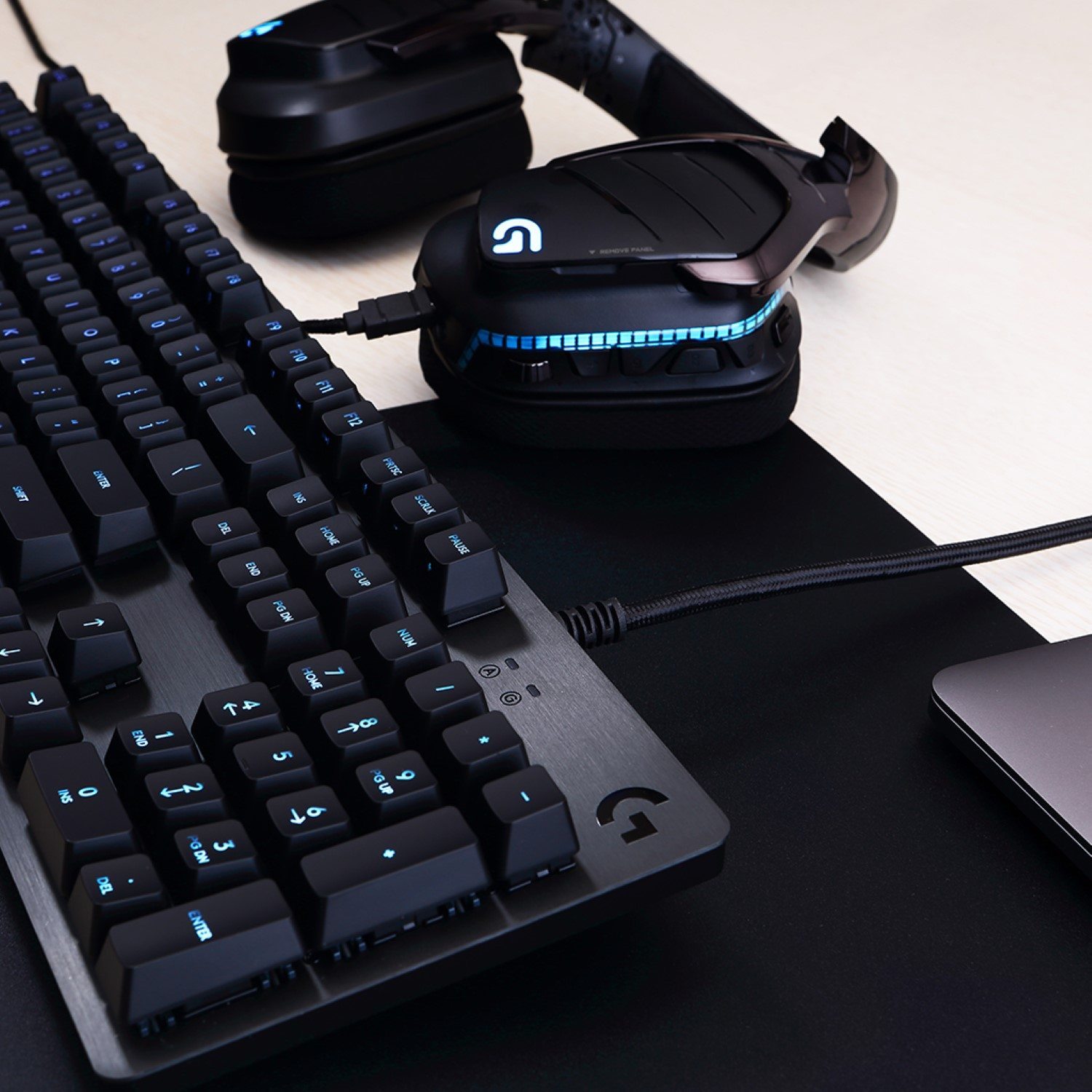 LOGITECH G513 RGB, Gaming Tastatur, Mechanisch, Logitech Romer G Tactile, kabelgebunden, Schwarz