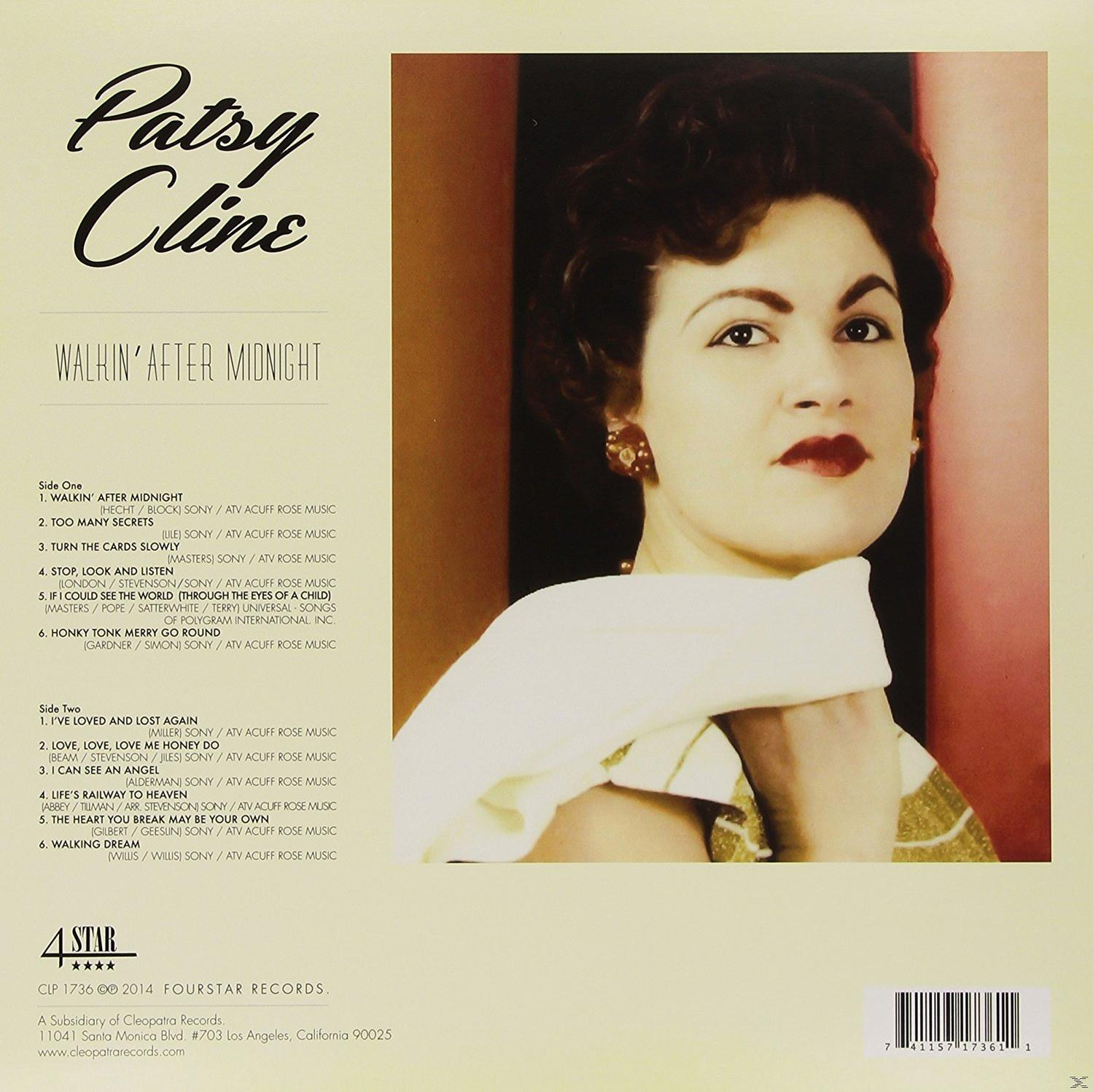 Albumcover von Patsy Cline, 'Walkin' After Midnight', zeigt ihr Porträt und die Titelliste.