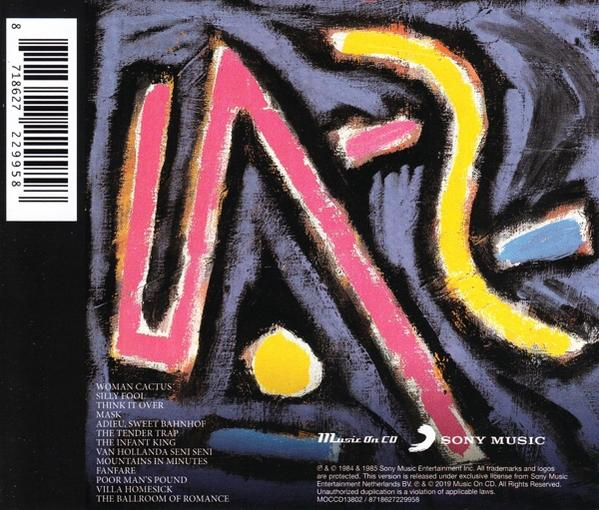Album-Cover. Abstrakte Kunst mit bunten Formen. Text und Logos an den Seiten.