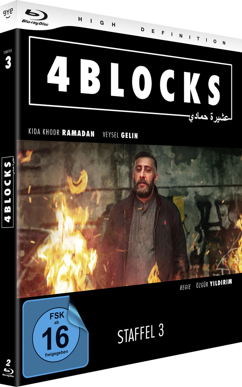 DVD-Hülle mit einem Mann vor Feuer. Text: 4 Blocks Staffel 3. Blu-ray Disc Logo.