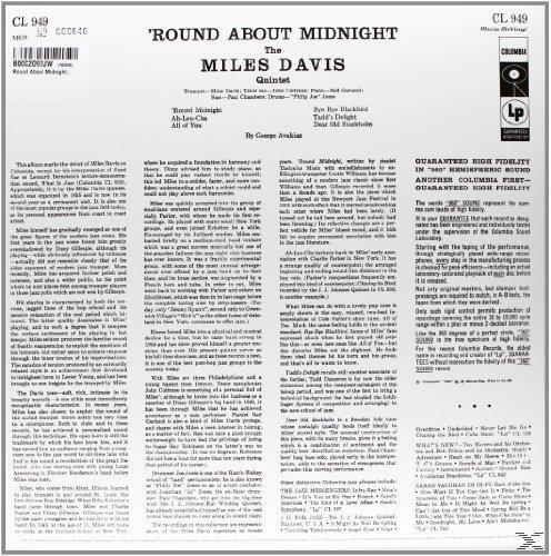 A The Miles Davis Quintet 'Round About Midnight' című albumának borítója. Szöveget és dizájnelemeket tartalmaz.