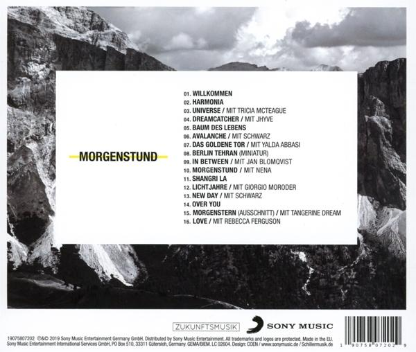 Albumcover mit Text und Landschaft.