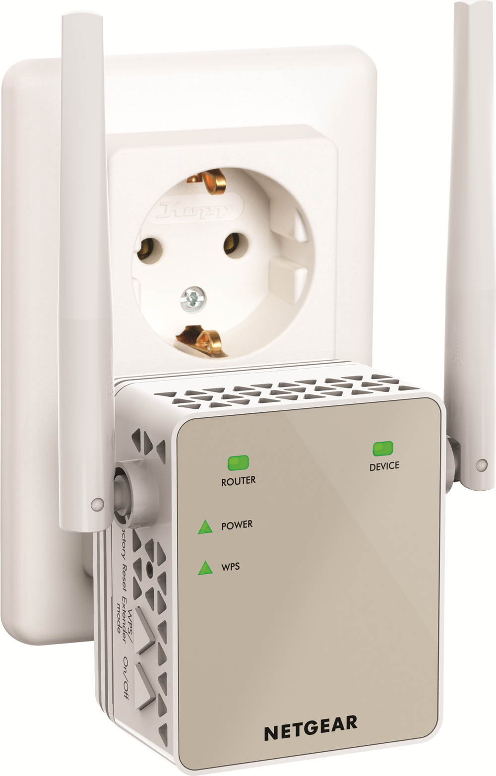 Un répéteur WiFi Netgear blanc branché dans une prise murale. Il possède deux antennes.
