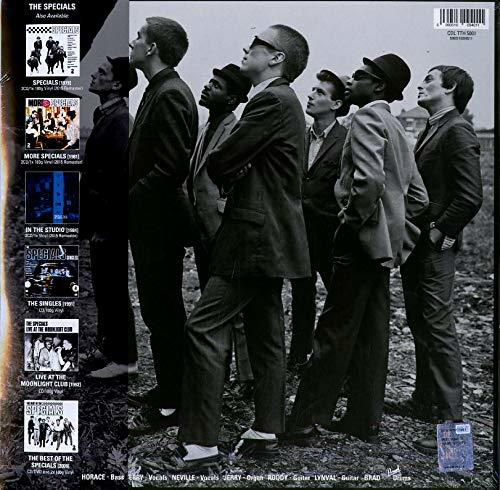 Albumcover mit nach oben blickenden Bandmitgliedern, mehrere andere Albumcover an der Seite.