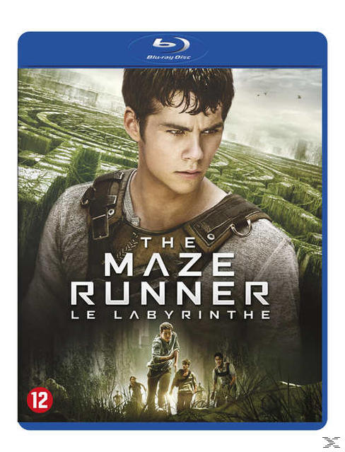 Blu-ray filmcover: The Maze Runner, met een man die vooruit kijkt en anderen erachter.