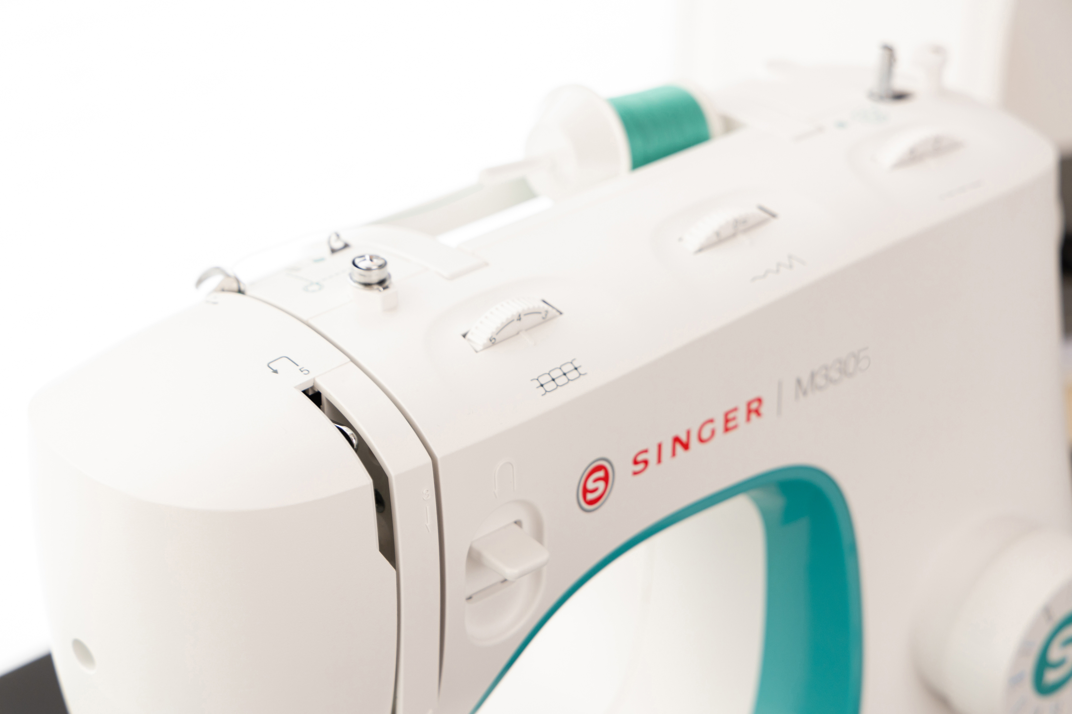 SINGER M3305 Freiarm-Nähmaschine 