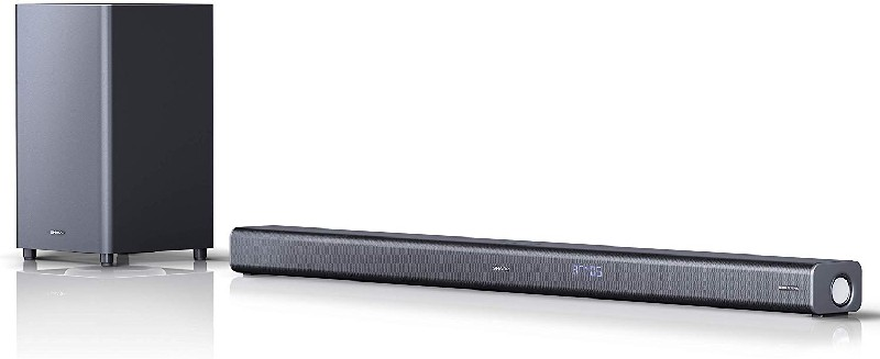 Un conjunto de barra de sonido y subwoofer negros. La barra de sonido tiene una pantalla.