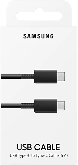 Câble USB-C Samsung dans son emballage. Câble noir sur fond blanc.