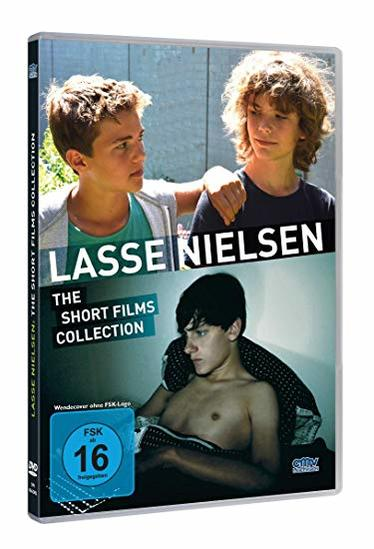 DVD-Cover mit zwei Jungen, einer liest, mit dem Titel 'The Short Films Collection'.