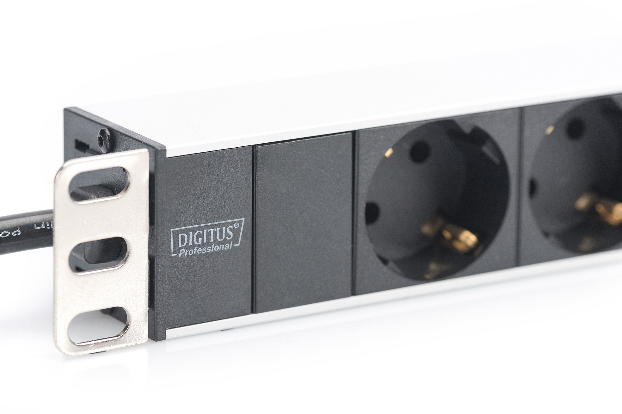 DIGITUS DN-95401 Steckdosenleiste, Schwarz 