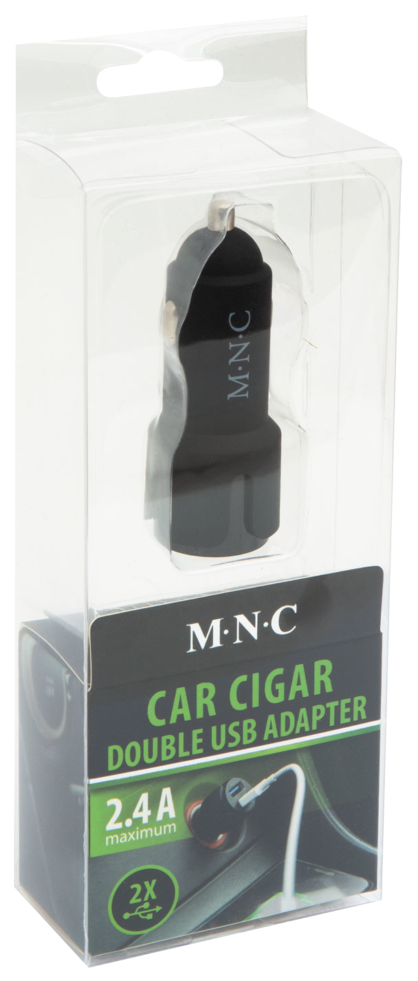Fekete autós töltő átlátszó csomagolásban. M·N·C márkanévvel. Car Cigar Double USB Adapter.