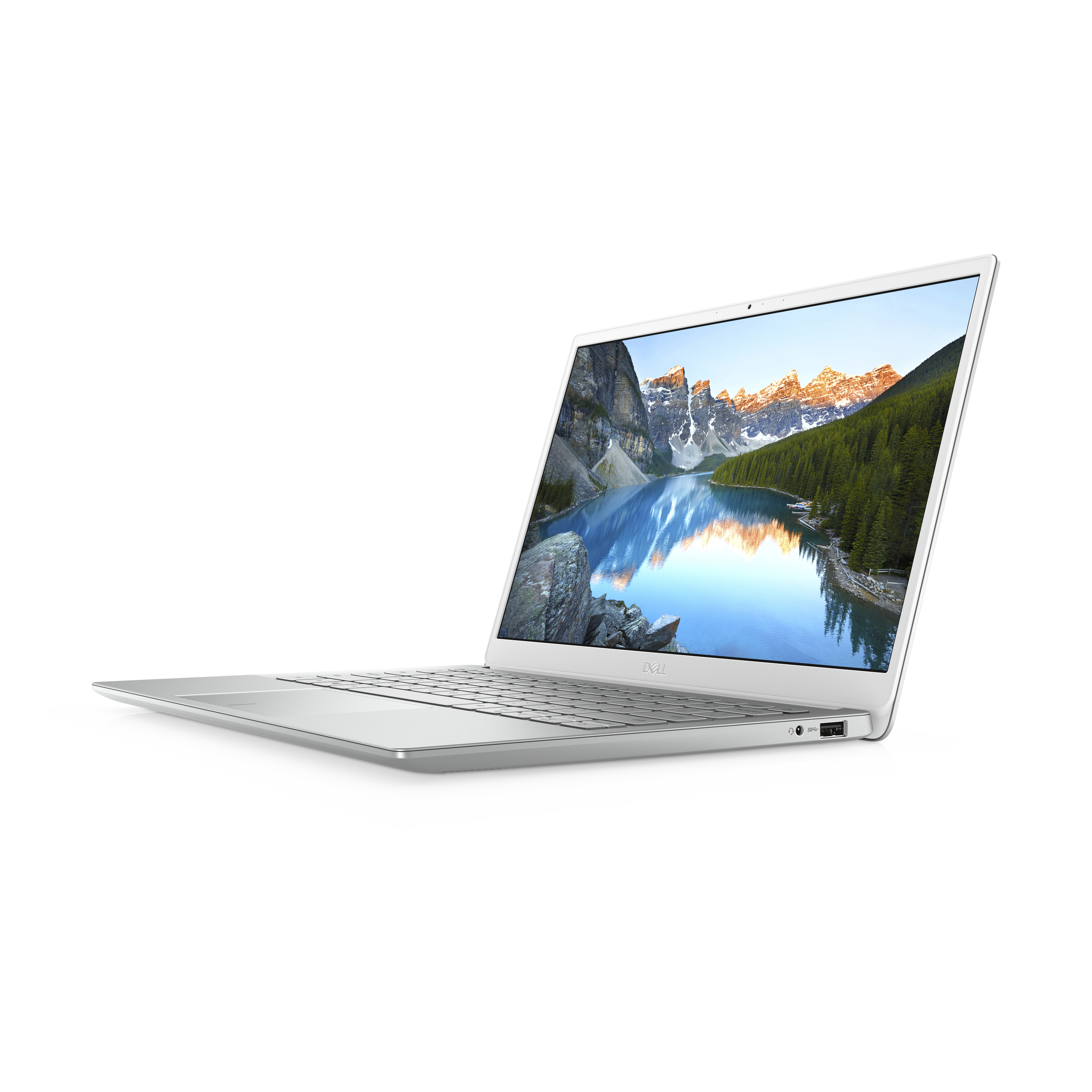 Silberner Laptop mit einem Bildschirm, der eine Berglandschaft zeigt, weißer Hintergrund.