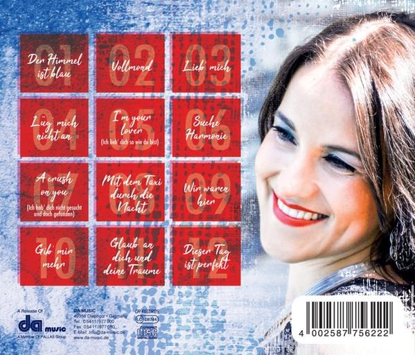 CD-Cover mit lächelnder Frau, roten Kästchen mit deutschen Songtiteln und einem Barcode.