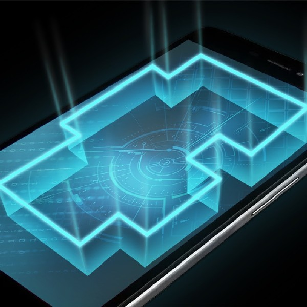 Un teléfono inteligente negro con un diseño de circuito digital superpuesto en la pantalla.