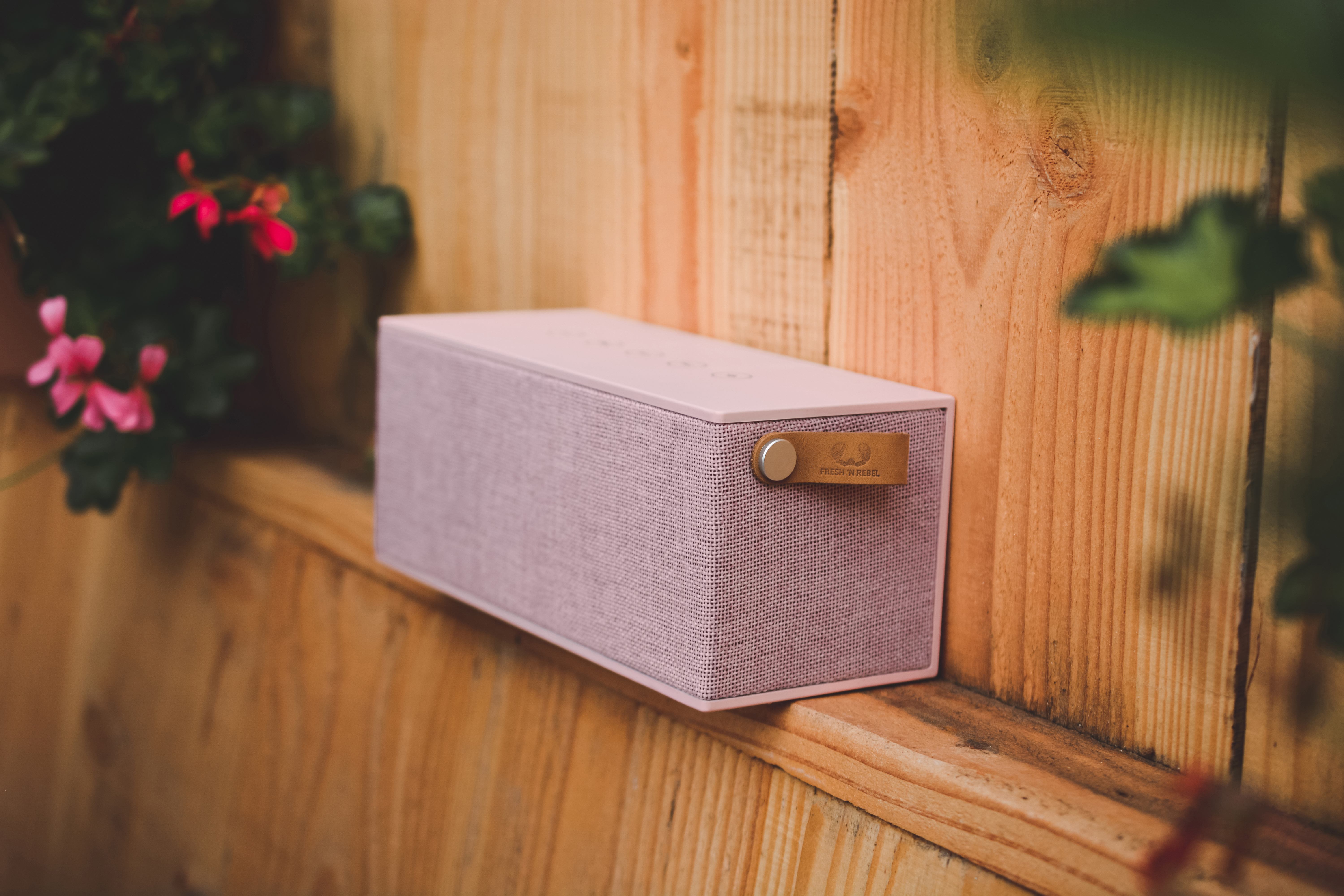 FRESH ‘N REBEL Rockbox Brick XL Bluetooth Lautsprecher, Cupcake