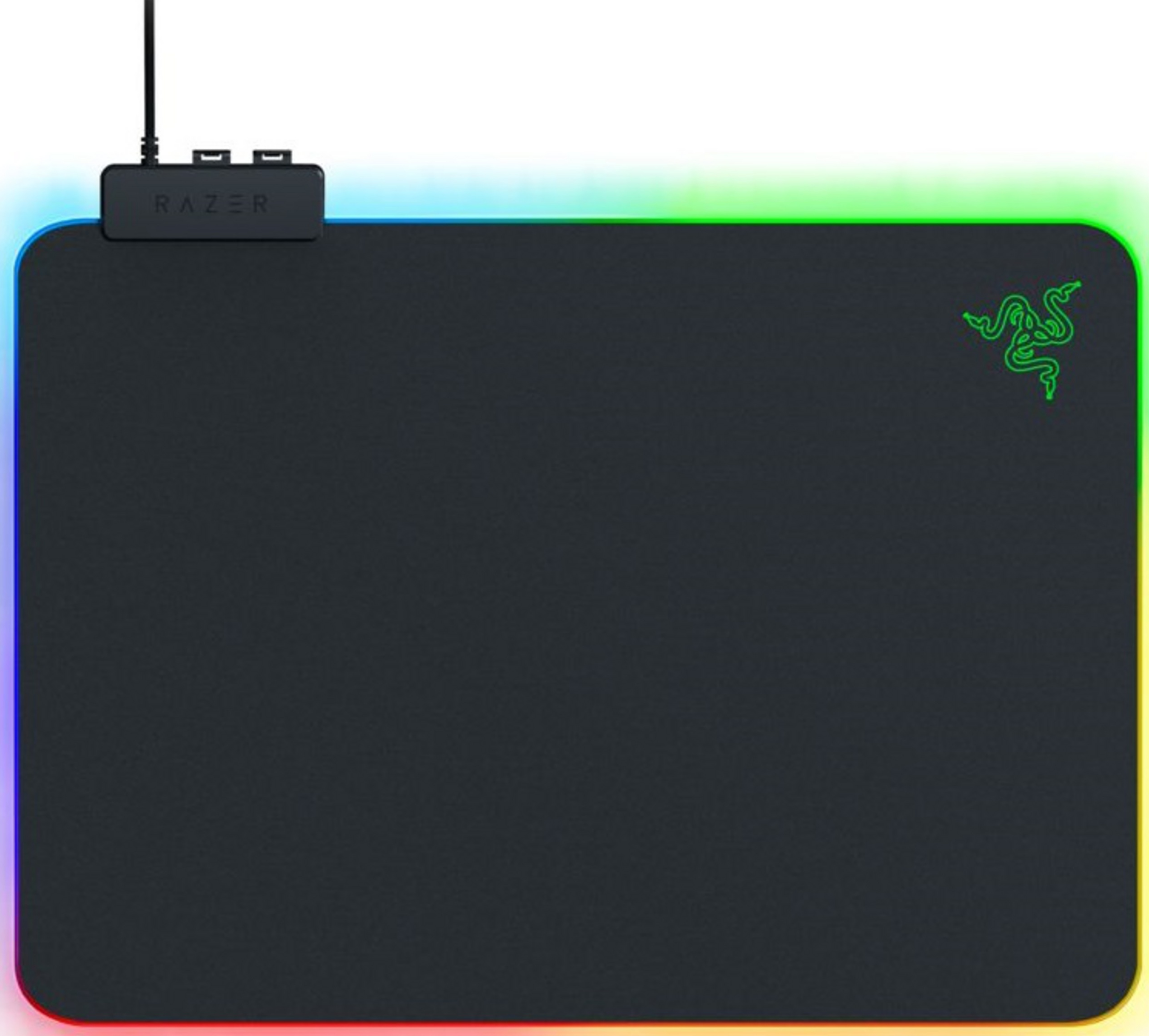 Tapis de souris noir avec le logo Razer vert et une bordure lumineuse colorée.