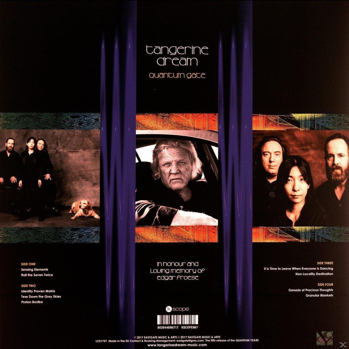Album borító a zenekar tagjaival és Edgar Froese portréjával. A szöveg tartalmazza a számlistát és a zenekar nevét.