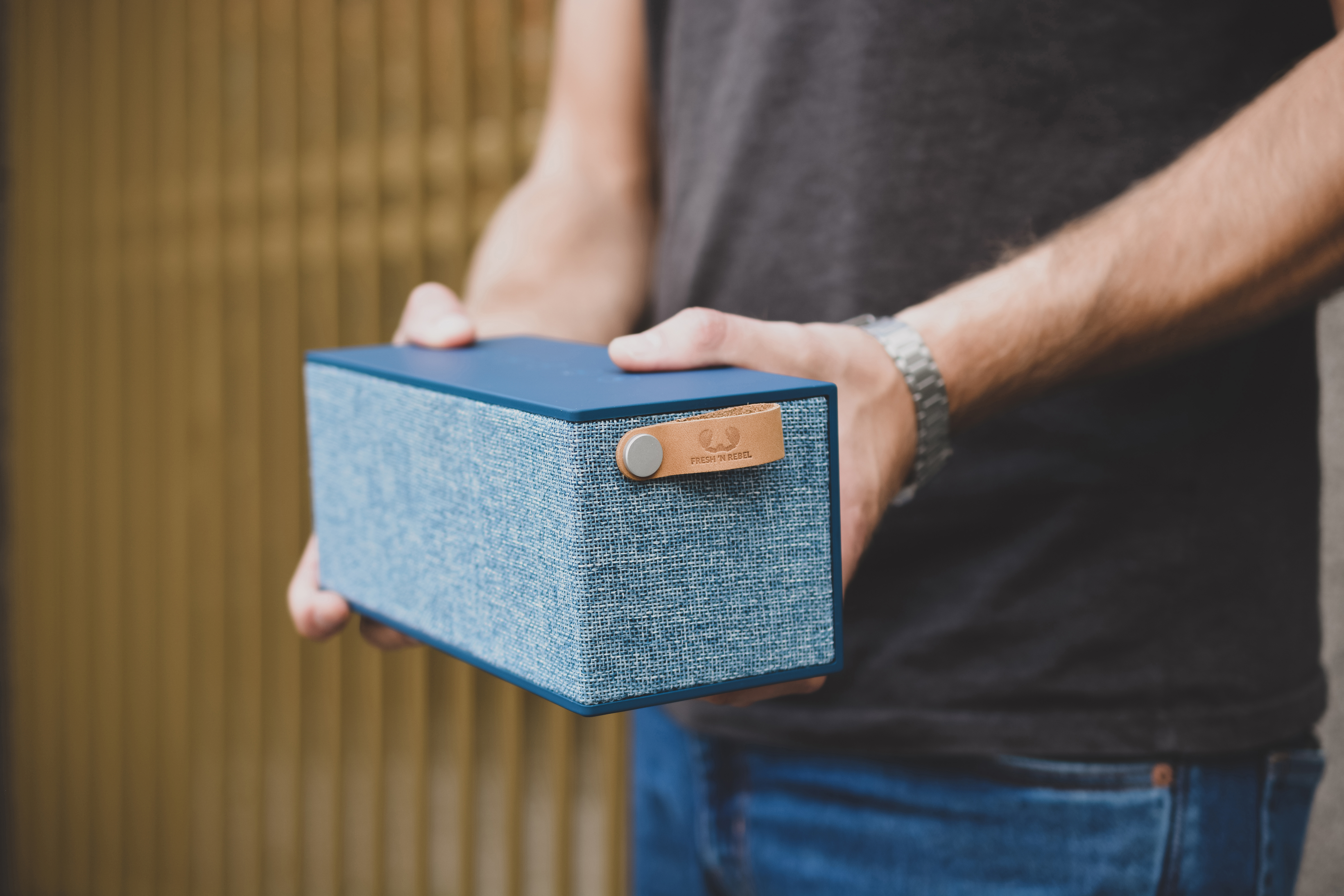 FRESH ‘N REBEL Rockbox Brick XL Bluetooth Lautsprecher, Indigo
