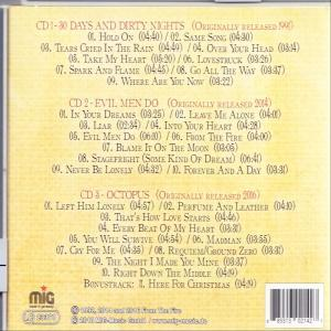 CD-Hülle mit Album-Trackliste. Titel und Erscheinungsjahre sind aufgelistet.