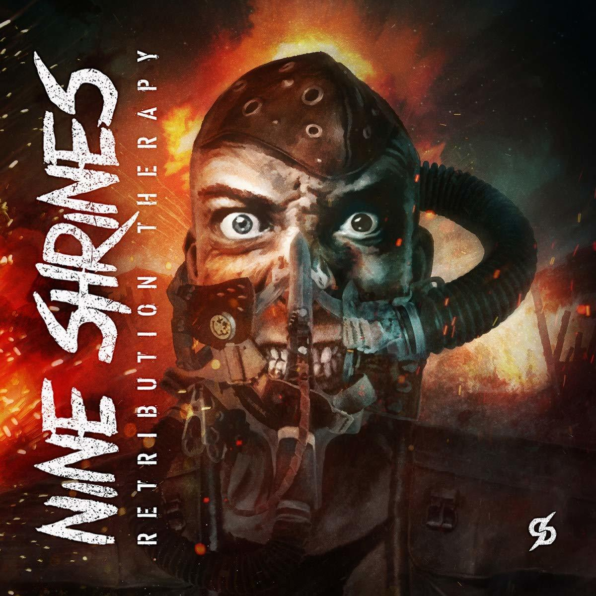 Albumcover. Ein Mann mit Gasmaske steht im Mittelpunkt. Feuer und Text sind im Hintergrund.