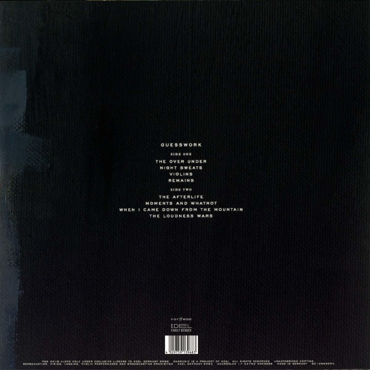 Schwarzes CD-Cover mit Titellisten vor grauem Hintergrund, mit dem Text "e-a-r music" unten.