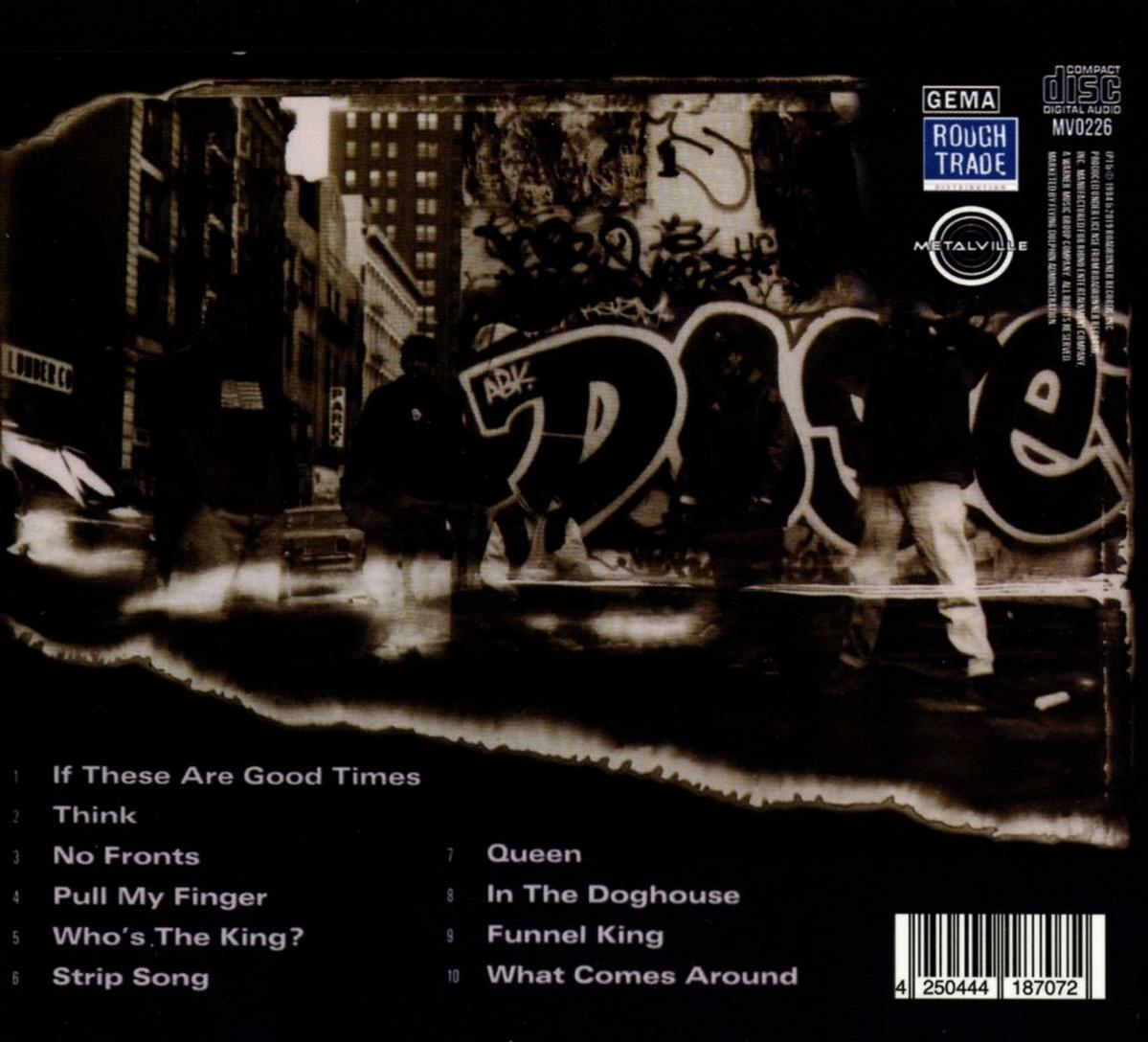 CD-Rückseite: Graffiti-Kunst mit Silhouetten der Bandmitglieder und Titelliste.
