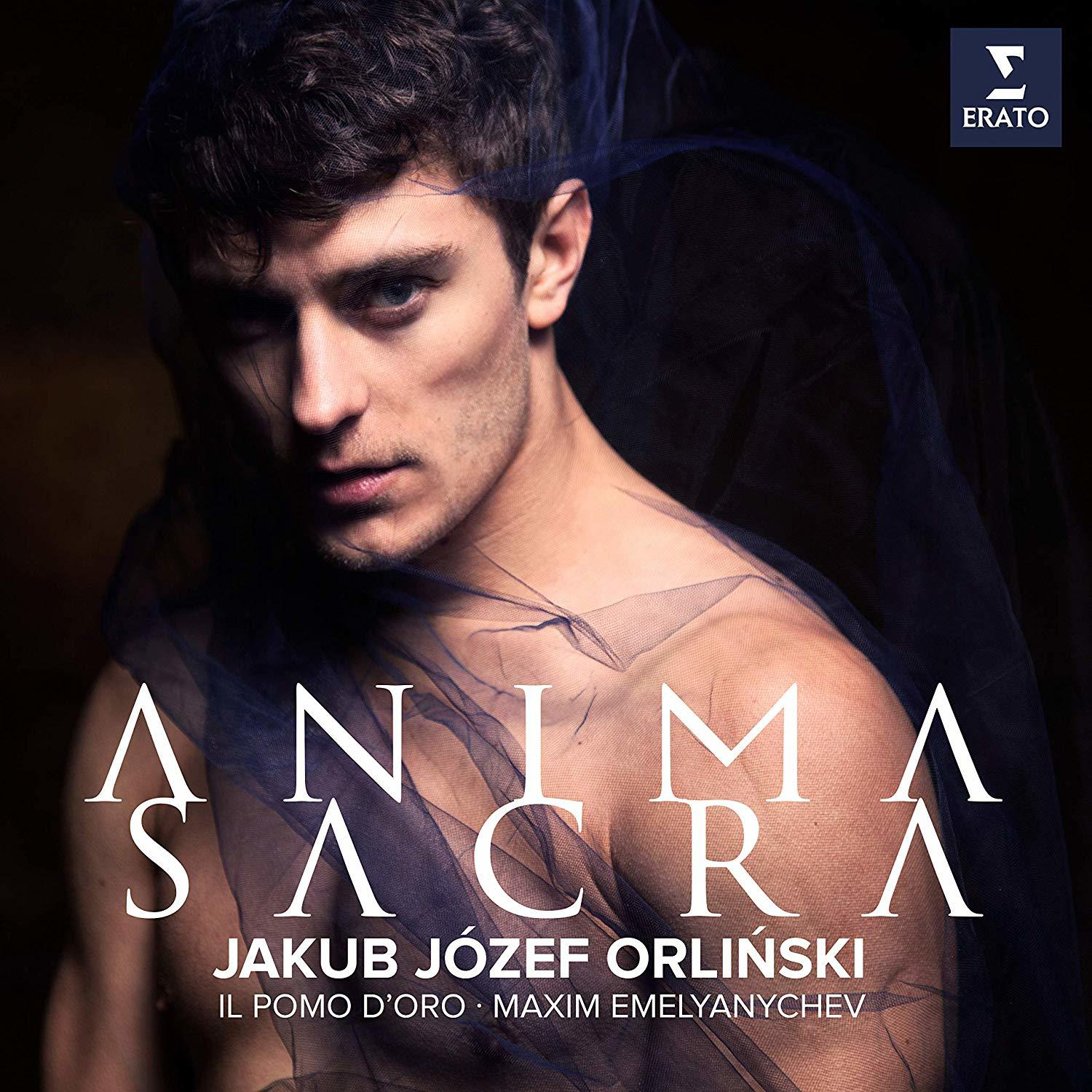 Albumcover mit Jakub Józef Orliński, in blauem Stoff, mit Text: ANIMA SACRA.