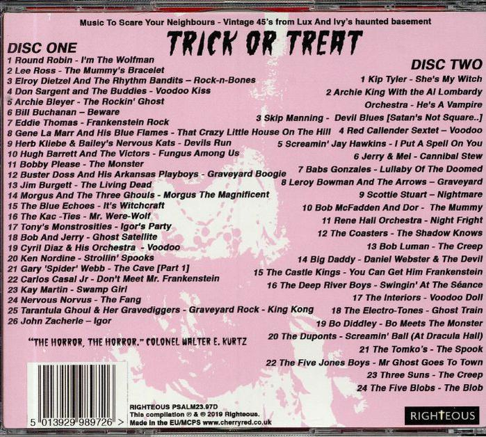 Albumcover mit verschiedenen Songtiteln und Künstlernamen auf einem Hintergrund mit Text.