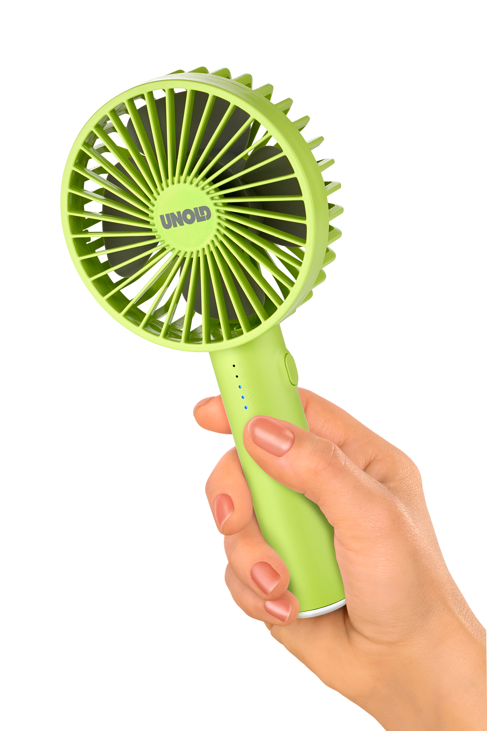 Eine Hand hält einen hellgrünen tragbaren Ventilator mit der Aufschrift UNOLD.