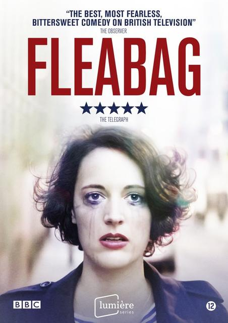 Femme aux cheveux foncés et maquillage, avec le titre 'FLEABAG' et des étoiles au-dessus, une affiche de film.