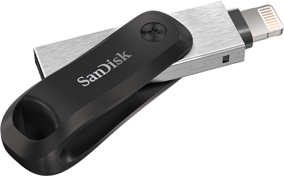 Sandisk USB-stick, zwart met zilveren metalen uiteinde. De stick wordt op een witte achtergrond getoond.