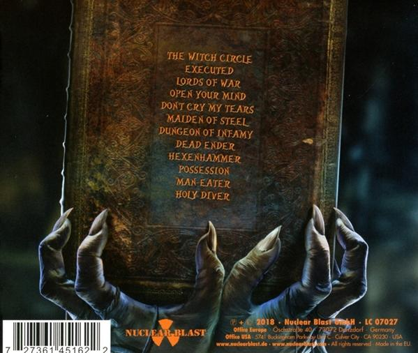 Albumcover: Eine Hand hält ein Buch mit dem Titel 