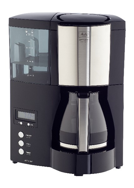 Cafetera negra y plateada con depósito de agua y pantalla digital.